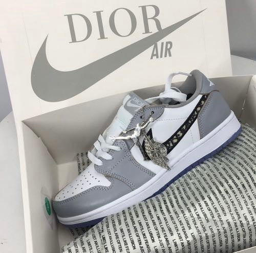 Nike Jordan 1 Low Diorr With 2 Keychain Semi UA With All Accessories And Og Box Packing